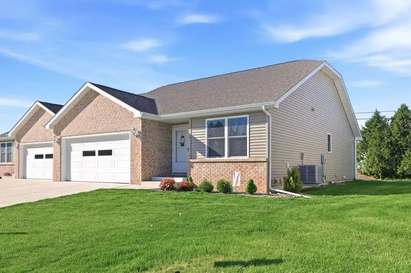 82 Prince William Court, La Porte, IN 46350 - #1