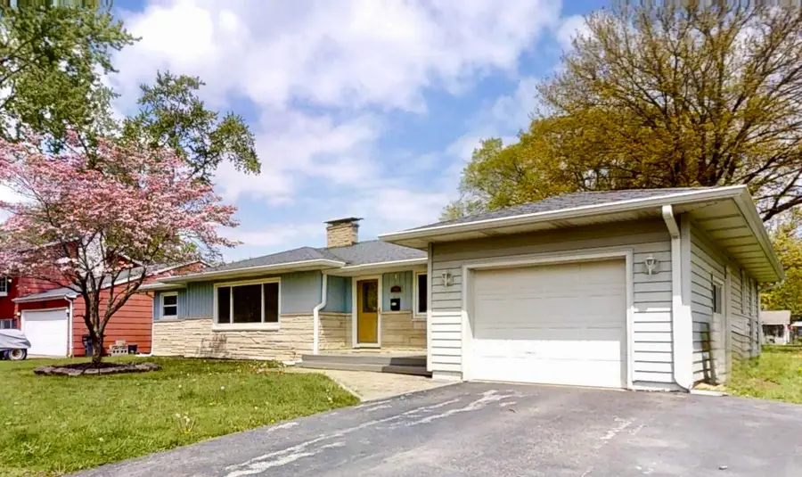 2900 Mcafee Drive, Hobart, IN 46342 - #3