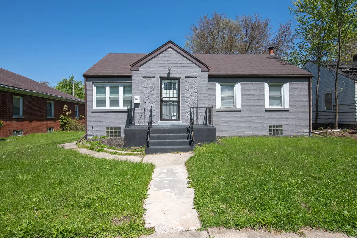 408 E 43rd Avenue, Gary, IN 46409 - #1