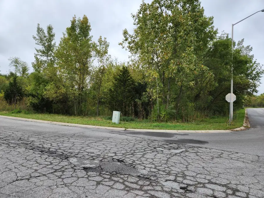 7900 Grant Street, Merrillville, IN 46410 - #3