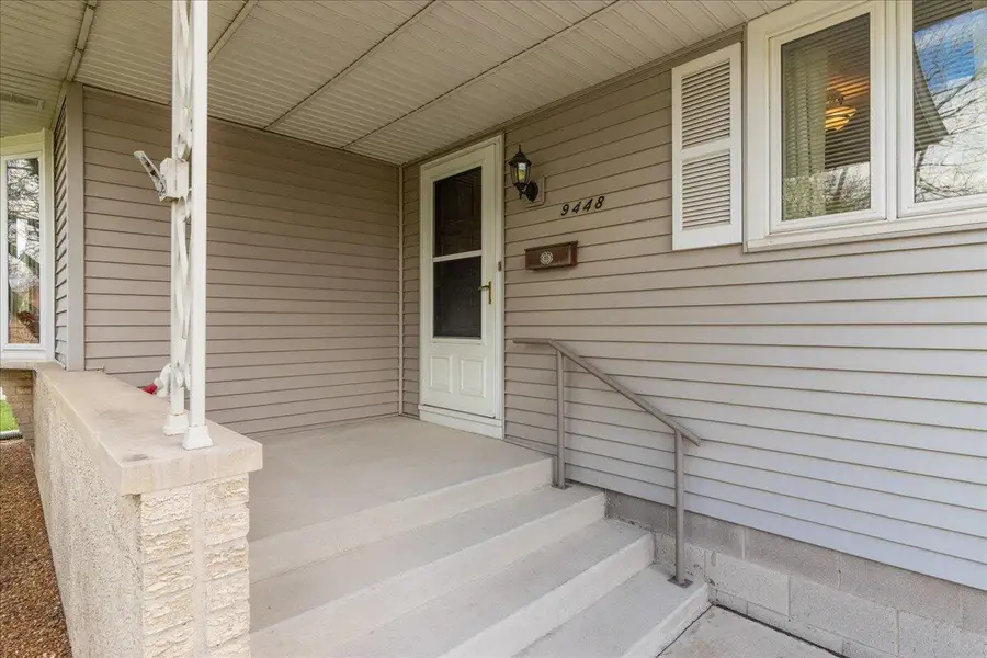 9448 Northcote Avenue, Munster, IN 46321 - #2