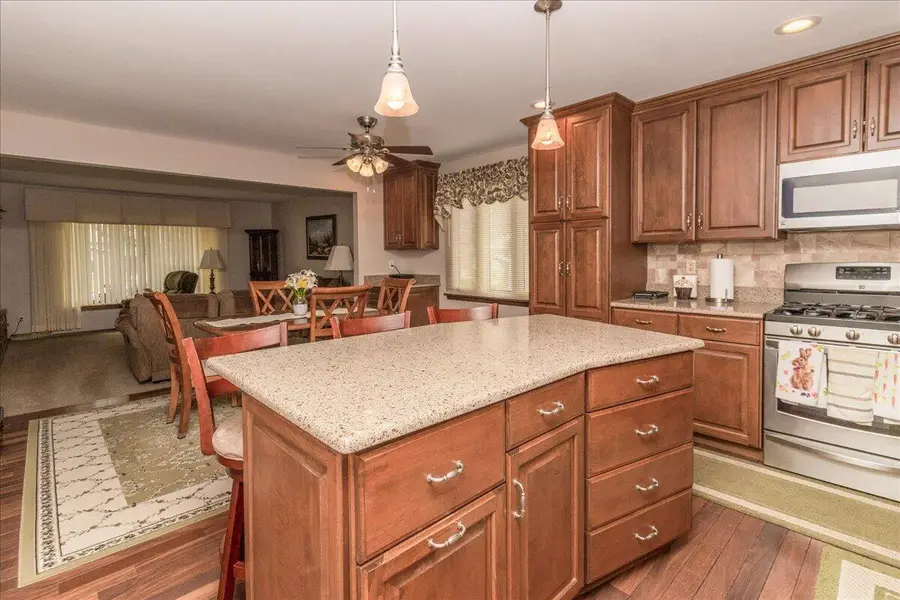 9448 Northcote Avenue, Munster, IN 46321 - #3