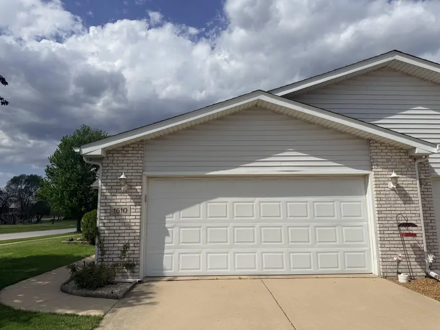 1610 Beech Drive, Crown Point, IN 46307 - #2