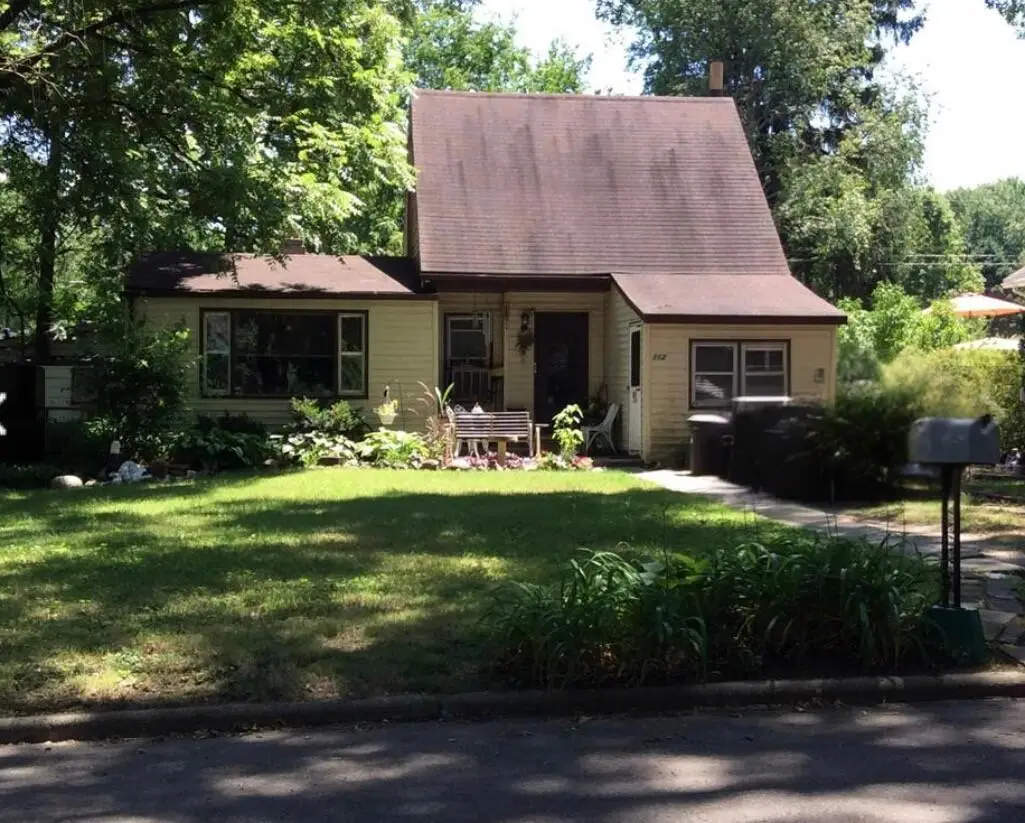 112 W 13th Street, La Porte, IN 46350 - #1