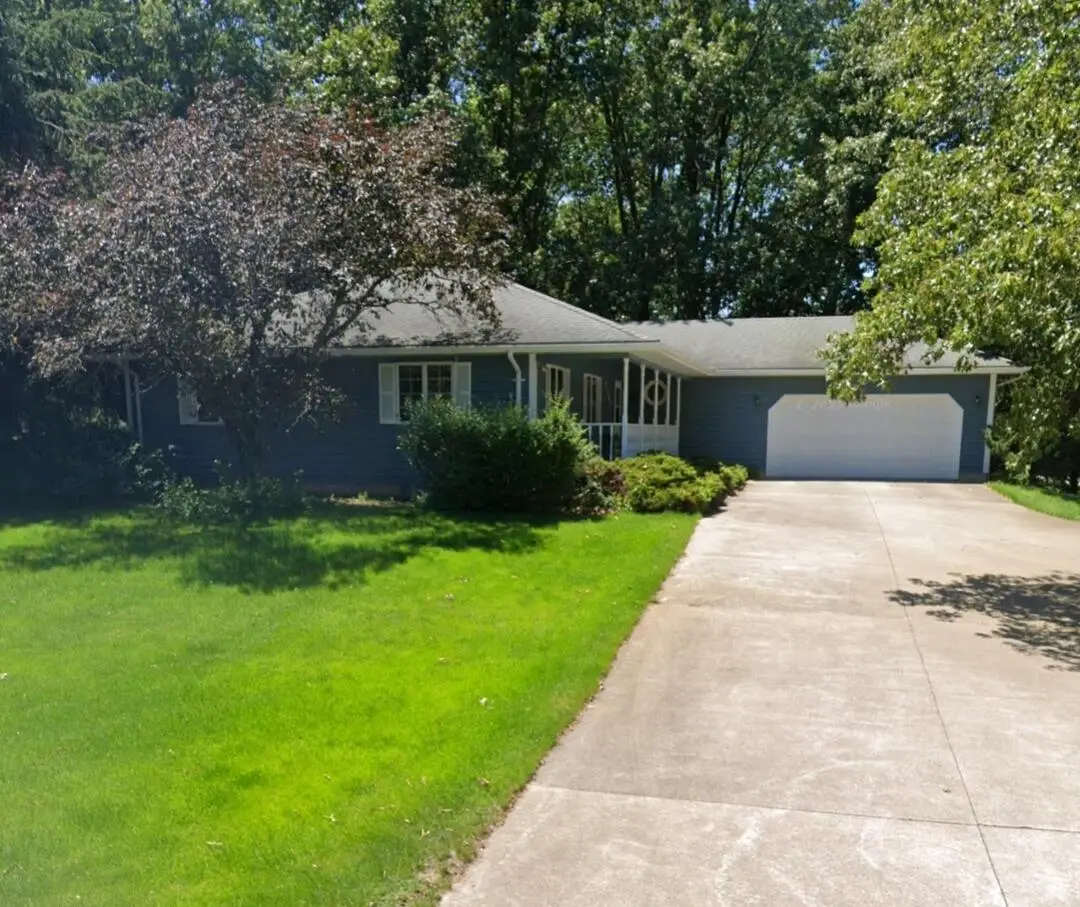 7101 Greenwood Court Nw, Demotte, IN 46310 - #1
