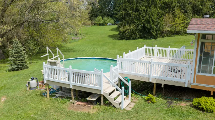 11 Stoner Drive, Valparaiso, IN 46385 - #3
