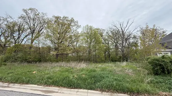 778 Ronny Court, Crown Point, IN 46307