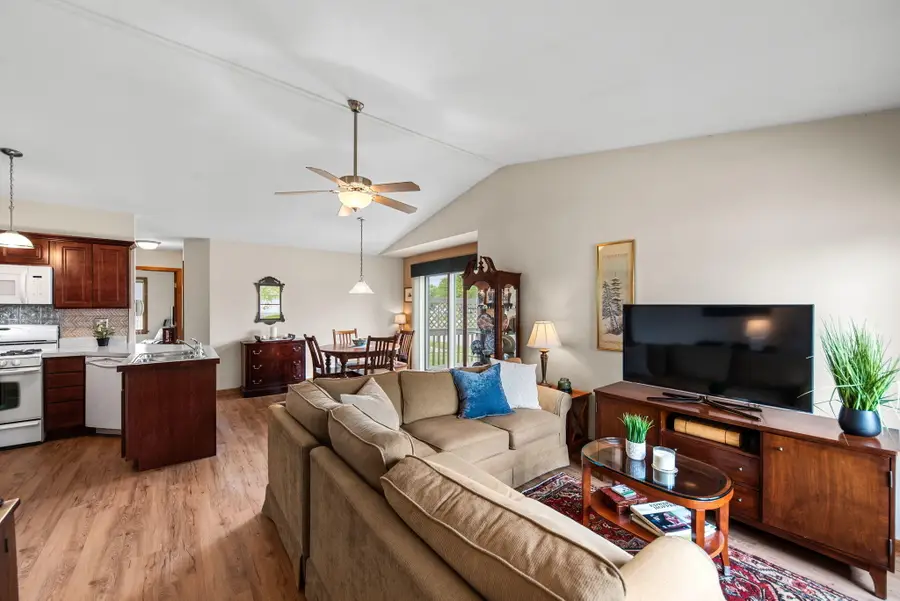 3615 Creekside Drive, Valparaiso, IN 46383 - #2