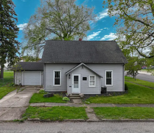 121 W Spring Street, Winamac, IN 46996