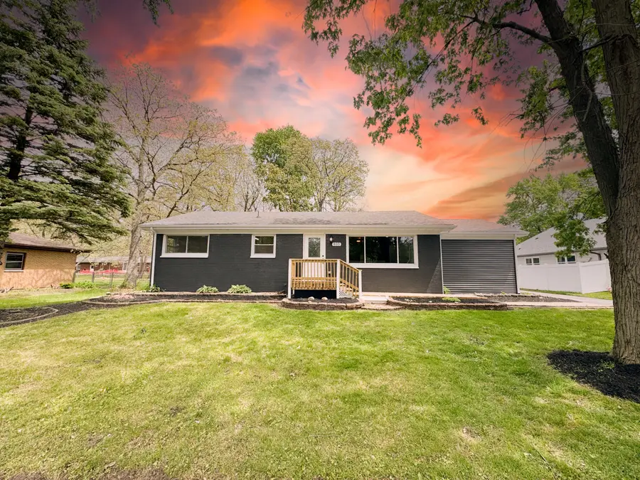 405 Cedar Street Nw, Demotte, IN 46310 - #2