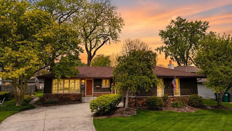 8210 Tapper Avenue, Munster, IN 46321 - #2