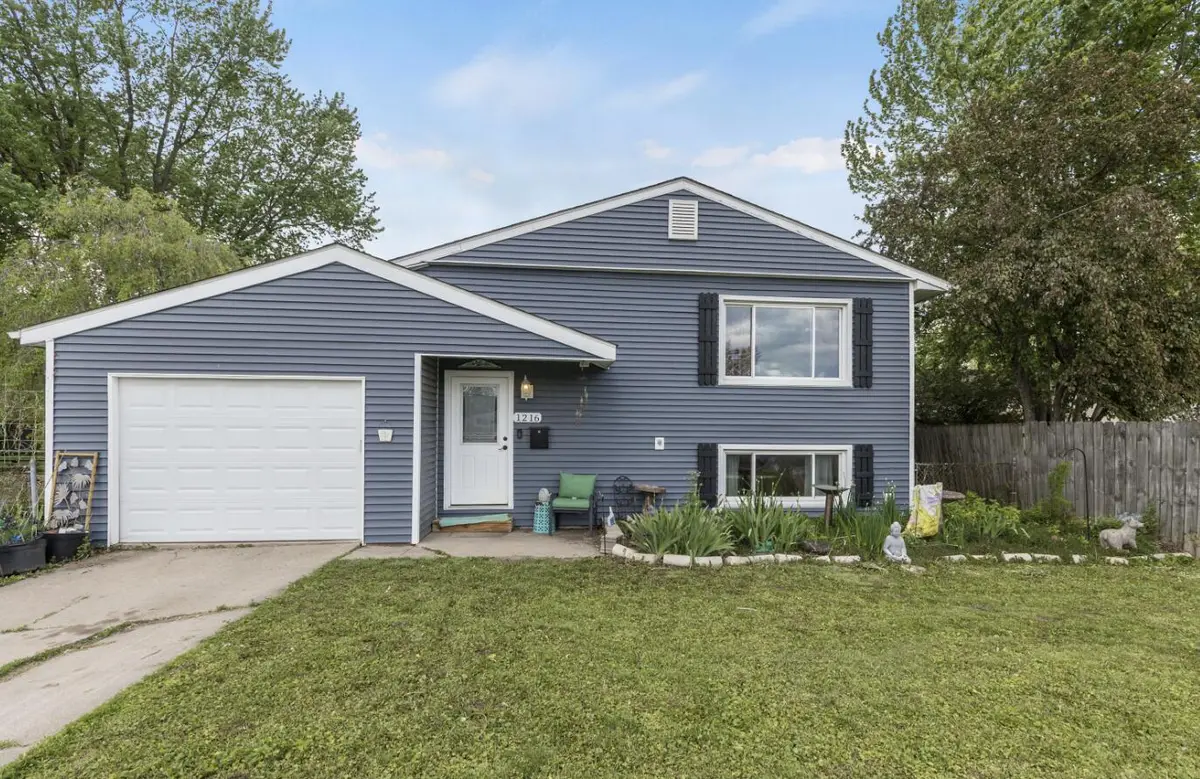 1216 N Dwiggins Court, Griffith, IN 46319 - #1