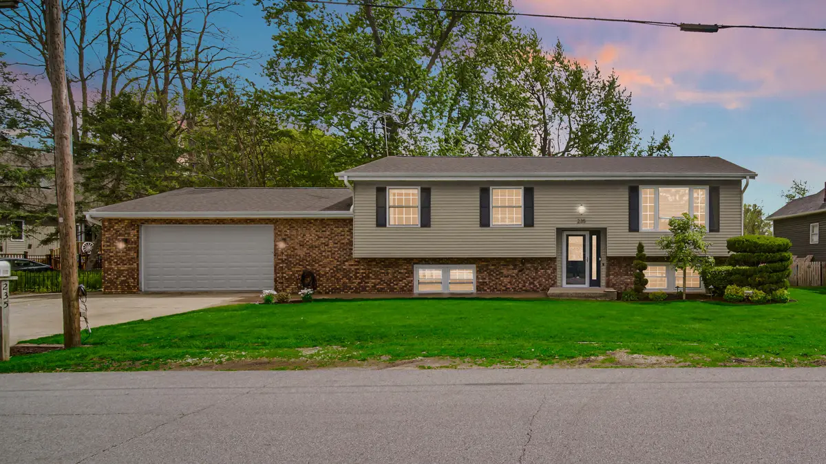235 E 13th Street, Hobart, IN 46342 - #1