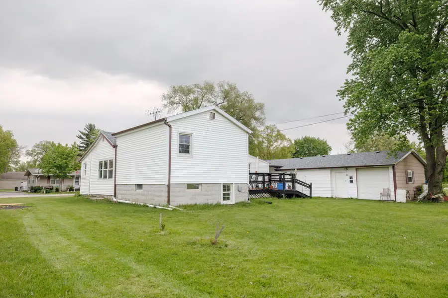 607 E Washington Street, Morocco, IN 47963 - #2