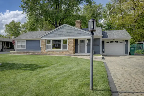 1335 35th Street, Munster, IN 46321
