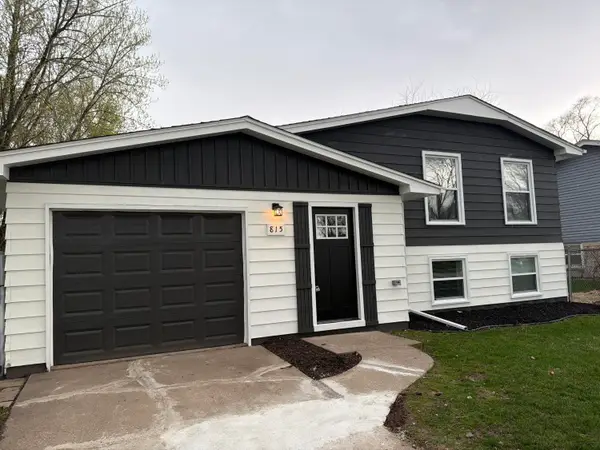 815 W 70th Avenue, Merrillville, IN 46410