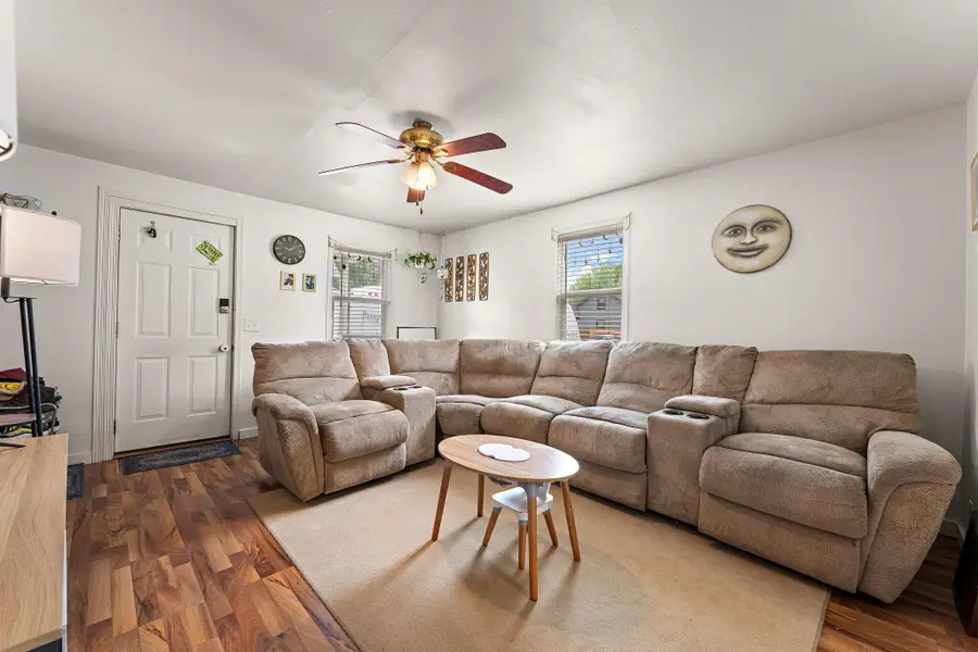108 Sutherland Street, La Porte, IN 46350 - #3