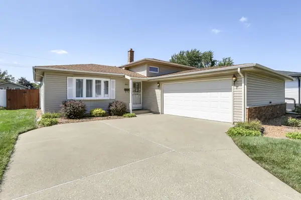 8612 Jefferson Avenue, Munster, IN 46321