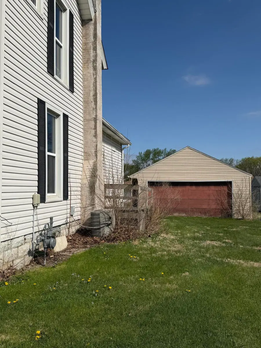 206 E Wayland Street, Goodland, IN 47948 - #2