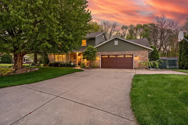 1344 W Gentry Court, La Porte, IN 46350