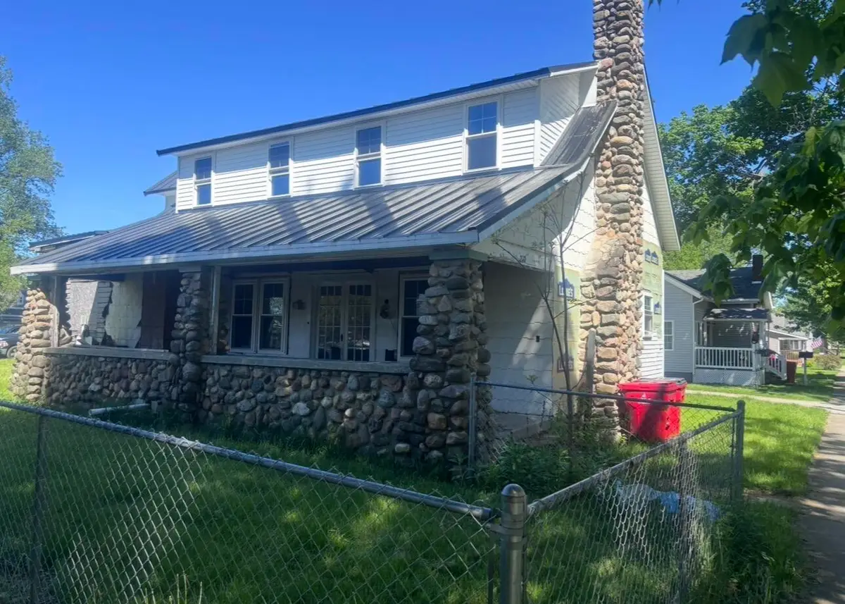 210 N Maple Avenue, Argos, IN 46501 - #1