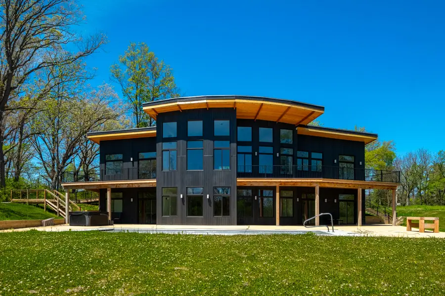 220 Robbins Road, Valparaiso, IN 46385 - #3