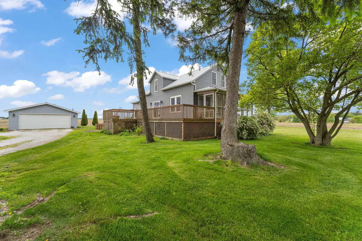 492 S 350 W, Valparaiso, IN 46385 - #1