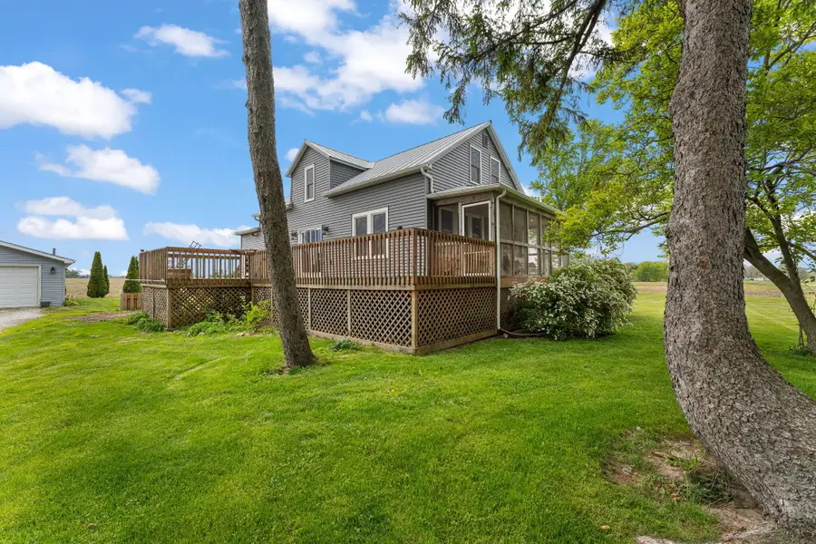 492 S 350 W, Valparaiso, IN 46385 - #2