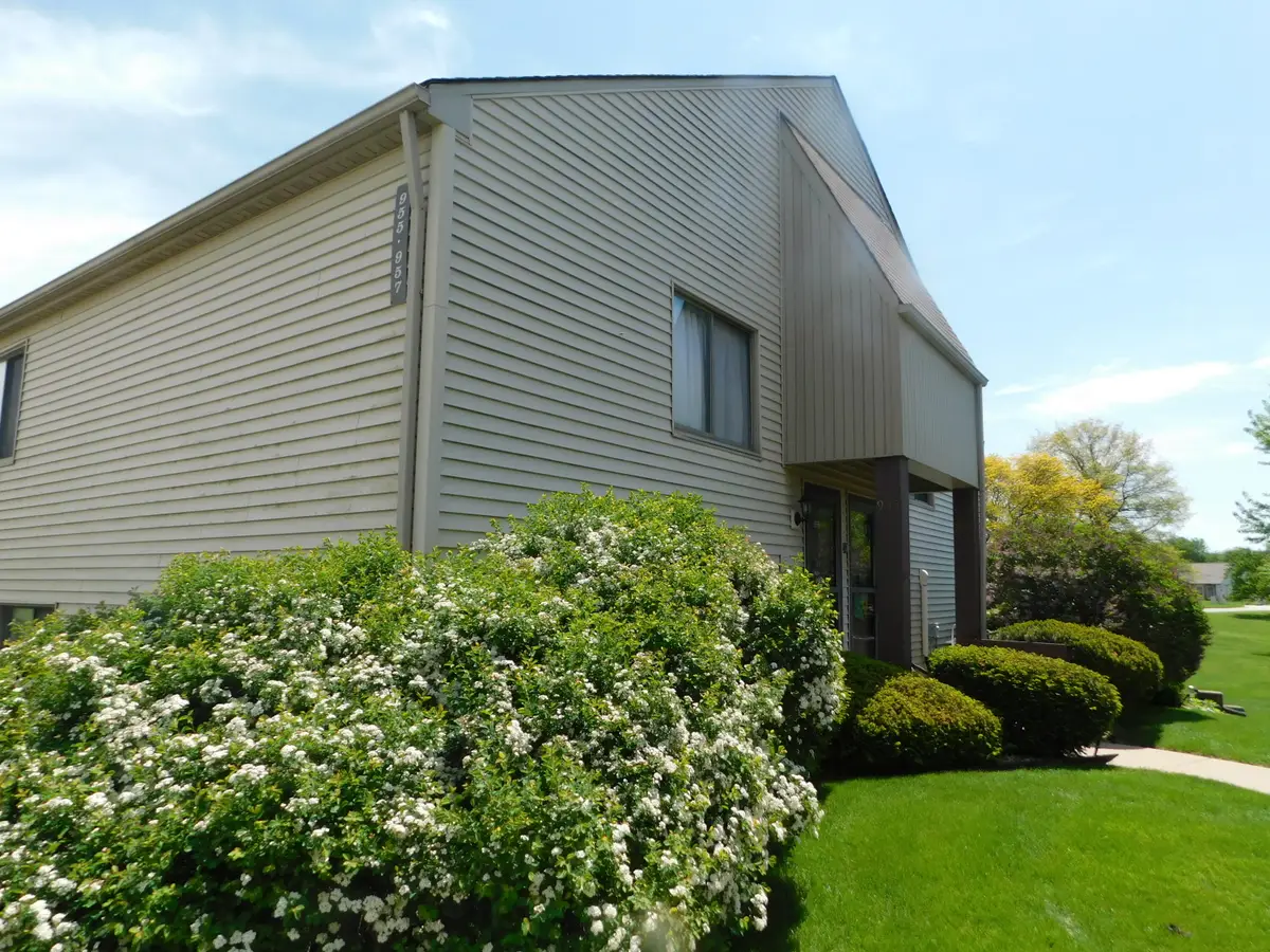 955 Millpond Road, Valparaiso, IN 46385 - #1