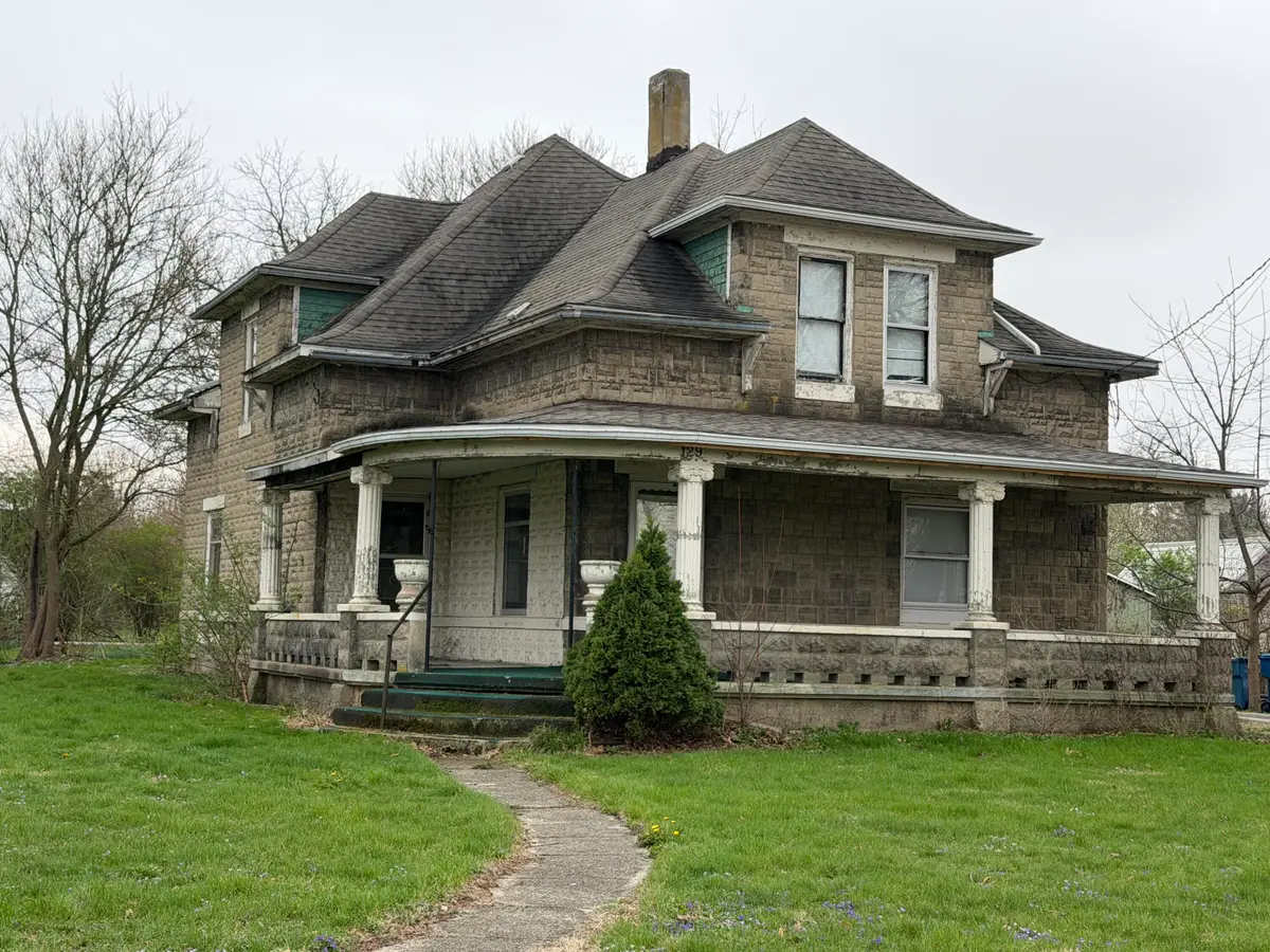 129 W Prairie Street, Goodland, IN 47948 - #1