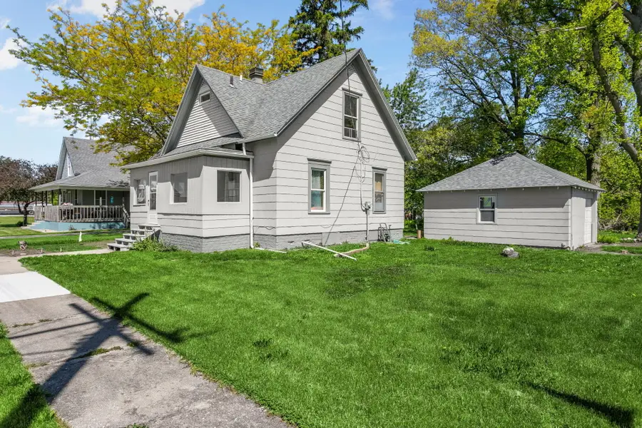 307 E Oneida Street, La Crosse, IN 46348 - #2