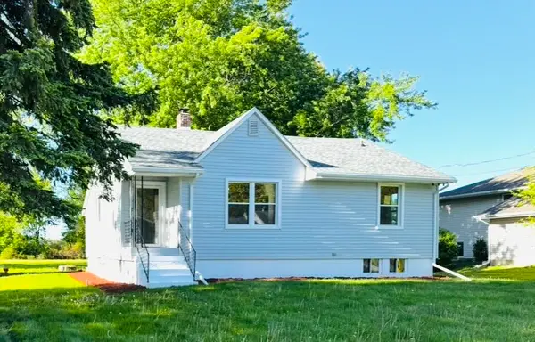 2851 44th Street, Highland, IN 46322