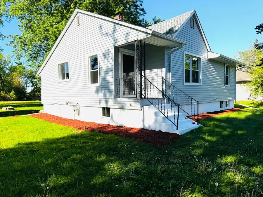 2851 44th Street, Highland, IN 46322 - #3