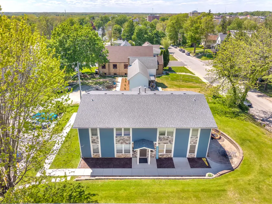 606 Monroe Street #1-4, Valparaiso, IN 46383 - #2