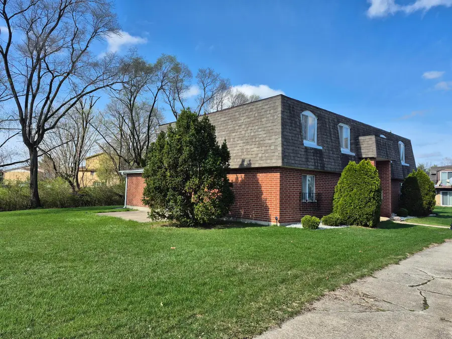 8137 Pine Island Terrace, Crown Point, IN 46307 - #2