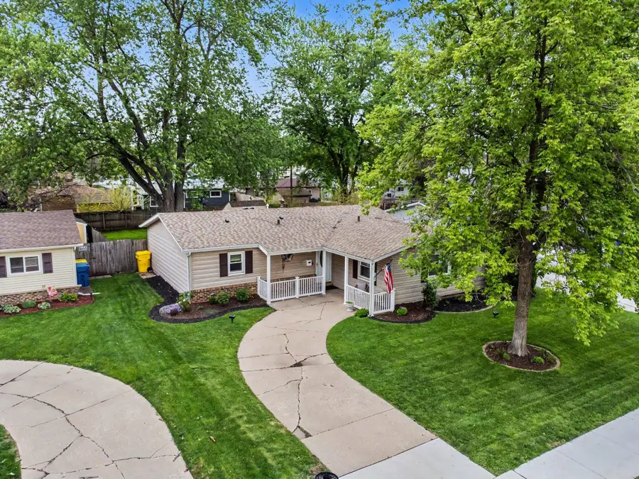 1226 N Glenwood Avenue, Griffith, IN 46319 - #2
