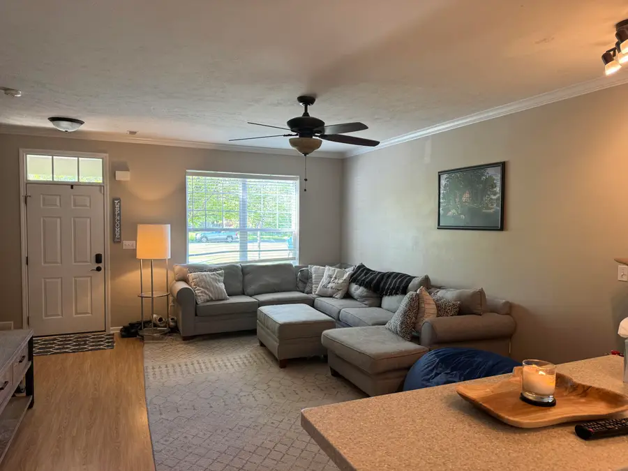 322 Village Square, Burns Harbor, IN 46304 - #2