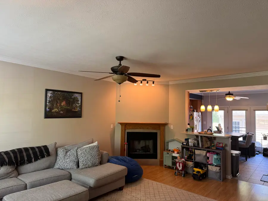 322 Village Square, Burns Harbor, IN 46304 - #3