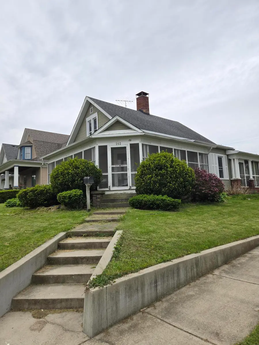 202 G Street, La Porte, IN 46350 - #2