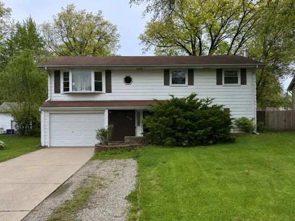 928 W 68th Place, Merrillville, IN 46410