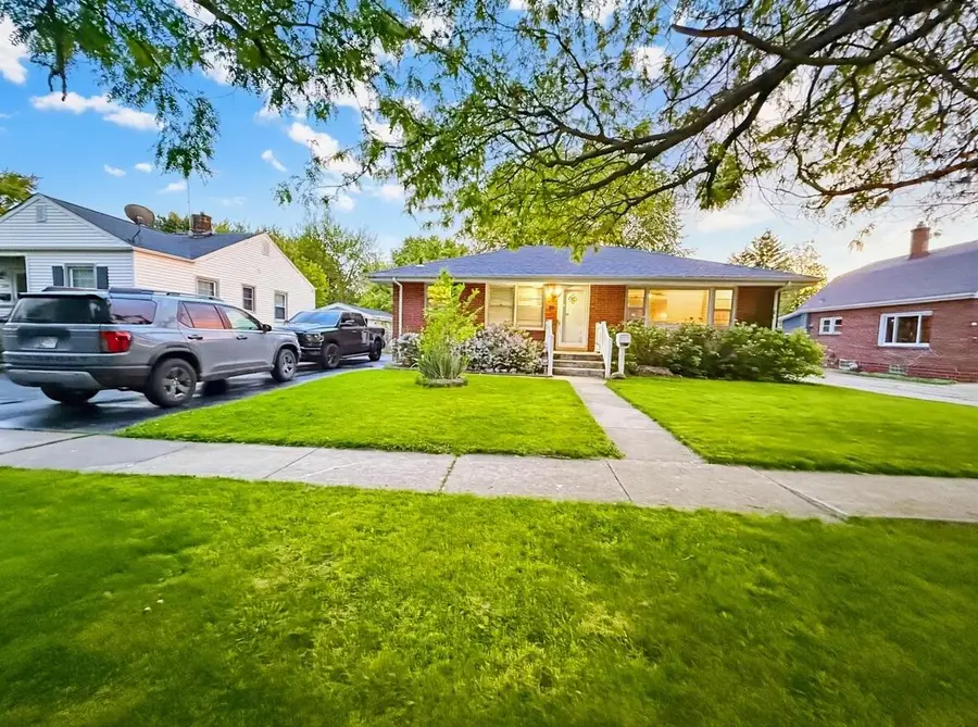 140 N Linda Street, Hobart, IN 46342 - #2