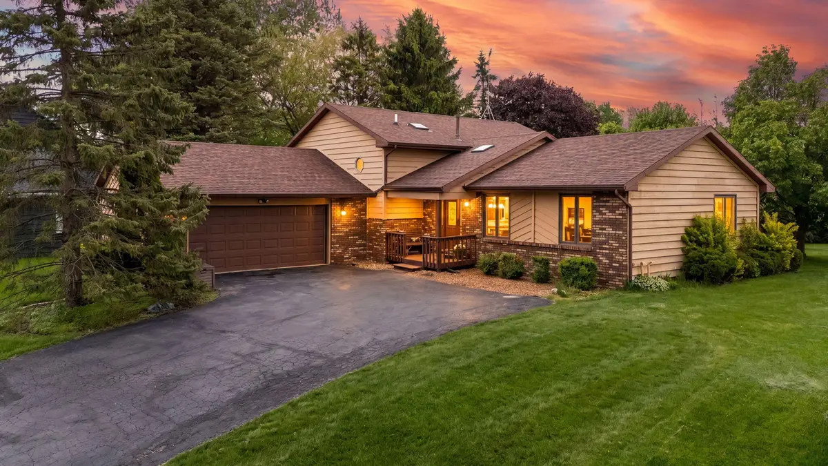 502 Fordwick Lane, Valparaiso, IN 46383 - #1