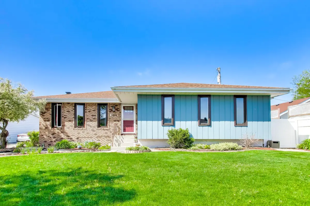 9444 Wildwood Drive, Highland, IN 46322 - #1