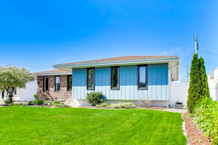 9444 Wildwood Drive, Highland, IN 46322 - #2