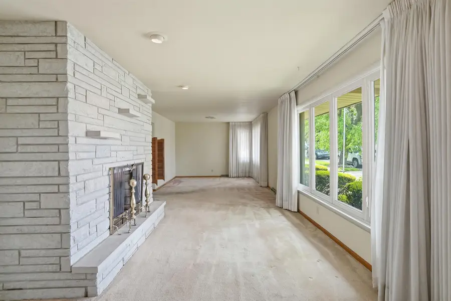 8505 5th Street, Highland, IN 46322 - #3