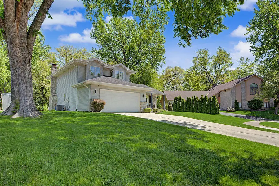 8641 Fairway Drive, Saint John, IN 46373 - #2