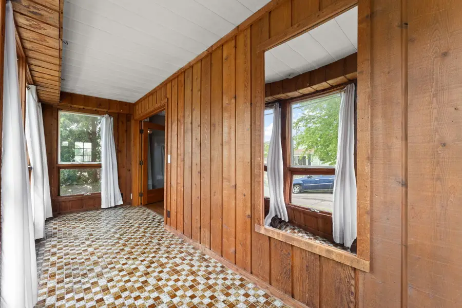 815 Ohio Street, La Porte, IN 46350 - #3