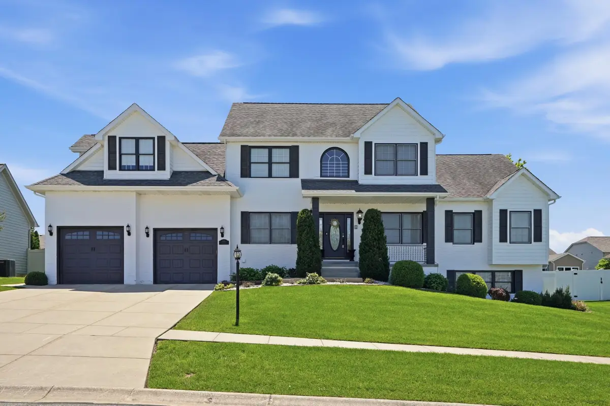 2155 Walker Drive, Valparaiso, IN 46385 - #1