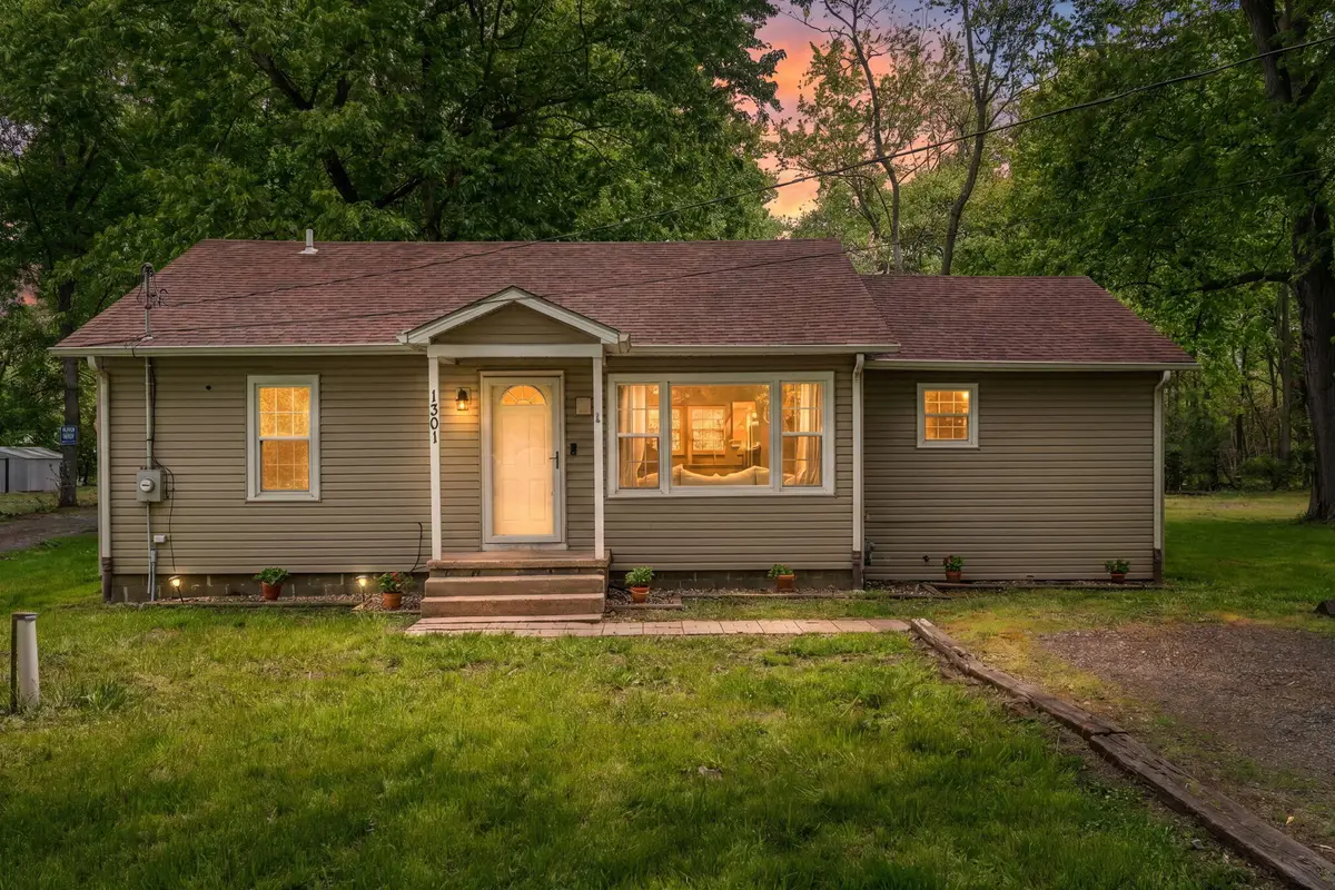 1301 S Cline Avenue, Griffith, IN 46319 - #1