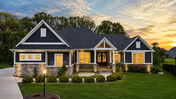 12935 Red Lily Way, St. John, IN 46373